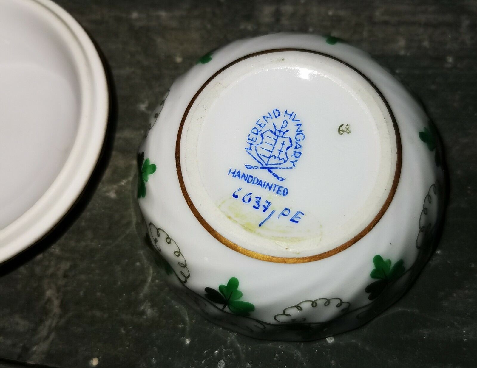 Charming smaller lidded porcelain bowl from Herend Hungary  with leave decor