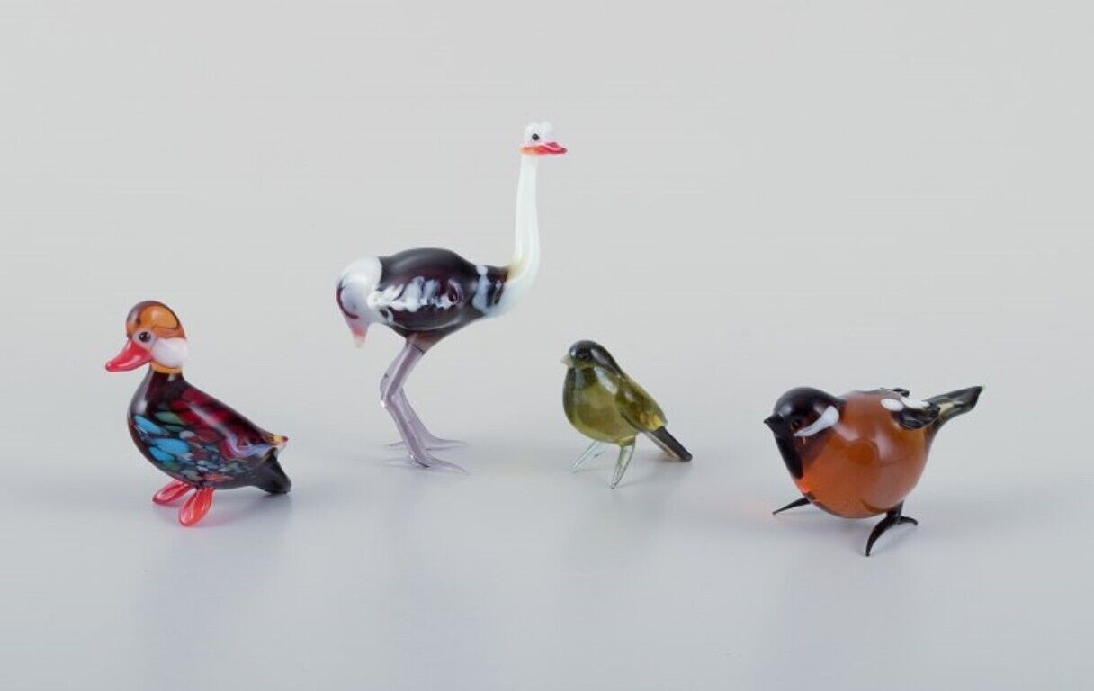 Murano Italy A collection of four miniature glass bird figurines