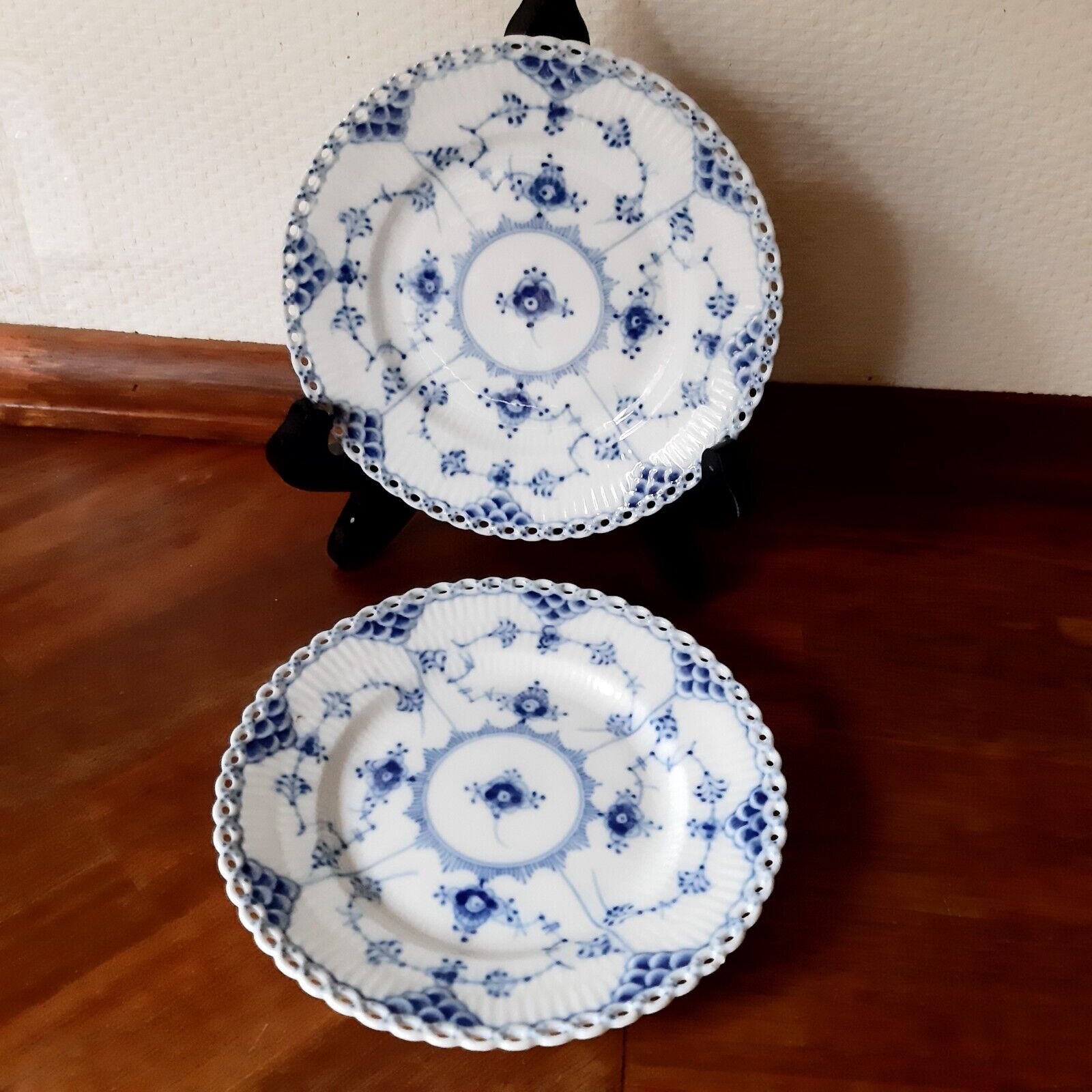 2 Plates 15 cm BLUE FLUTED FULL LACE 1964/65 # 1-1088 Royal Copenhagen Fact 1