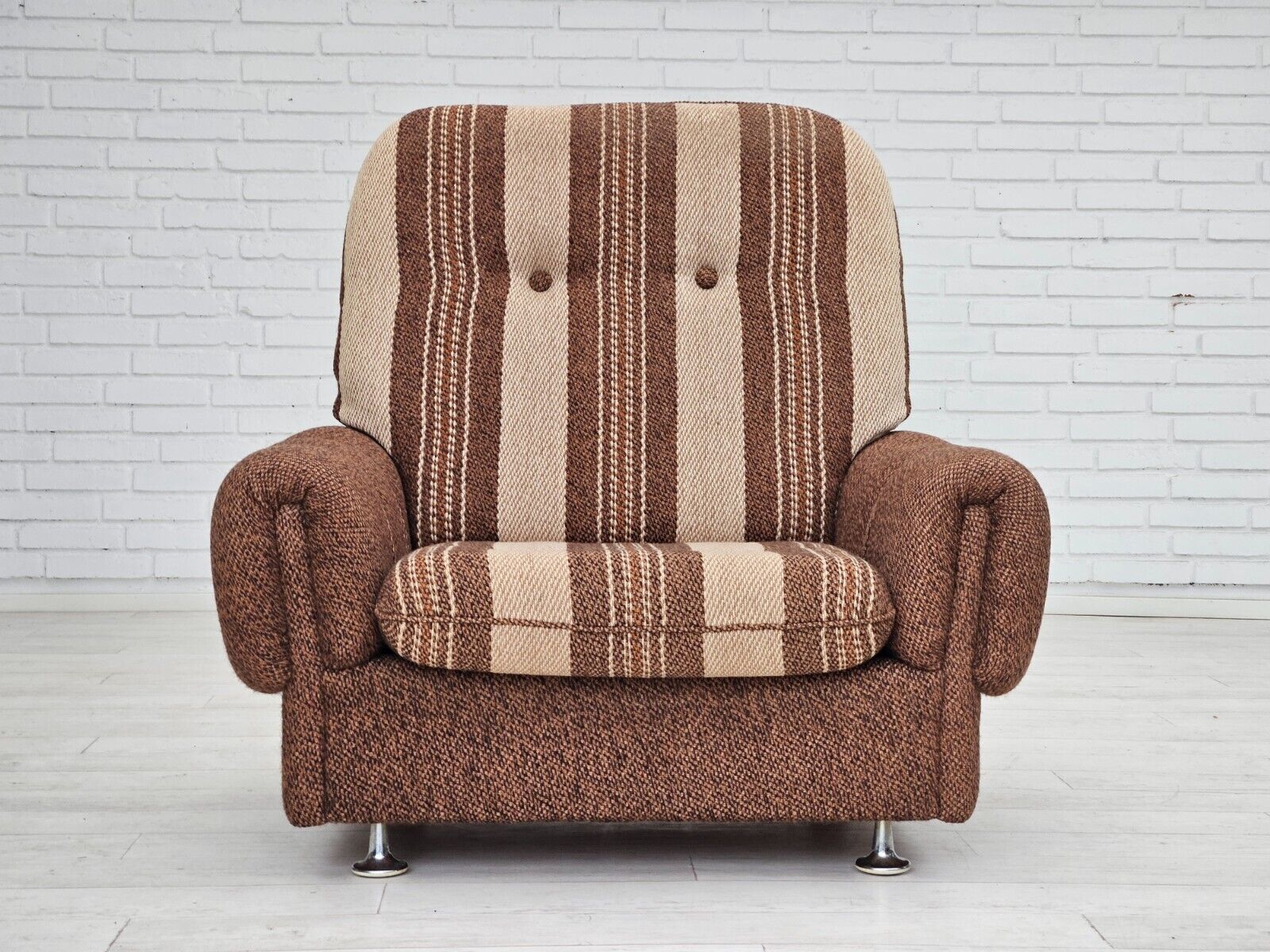 1970s Danish relax chair original wool upholstery very good condition