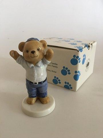 Bing  Grondahl Victor  Victoria's Family Victor 2005 Annual Teddybear Figurine