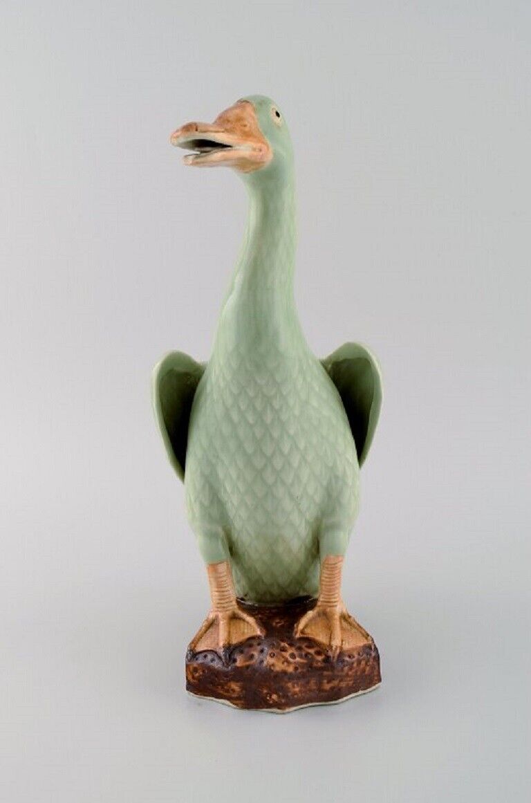 Austrian studio ceramicist Goose in glazed stoneware 1930s / 40s