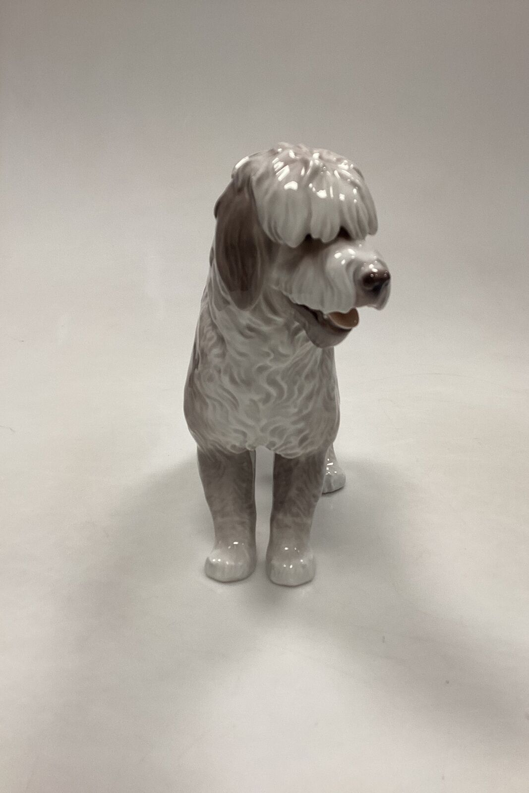 Bing og Grondahl Figur Faarehund/Old English Sheepdog No 2116