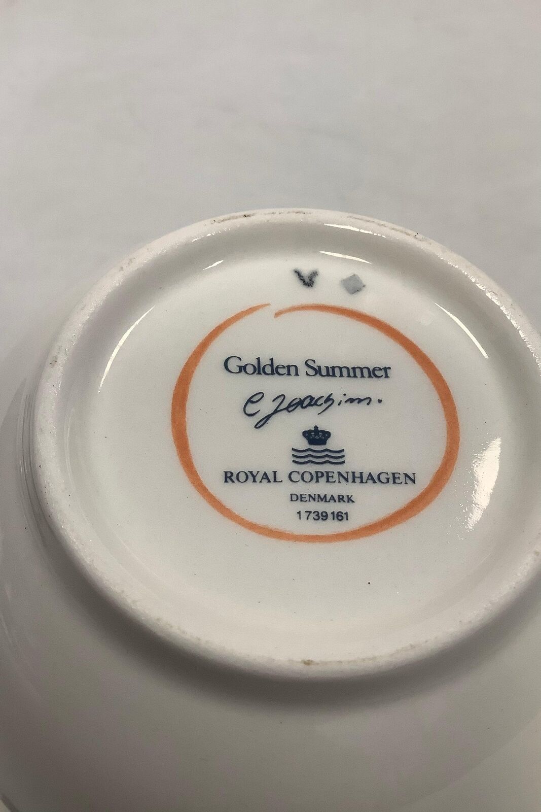 Royal Copenhagen Golden Summer / Gylden Sommer Bowl with Lid No 161