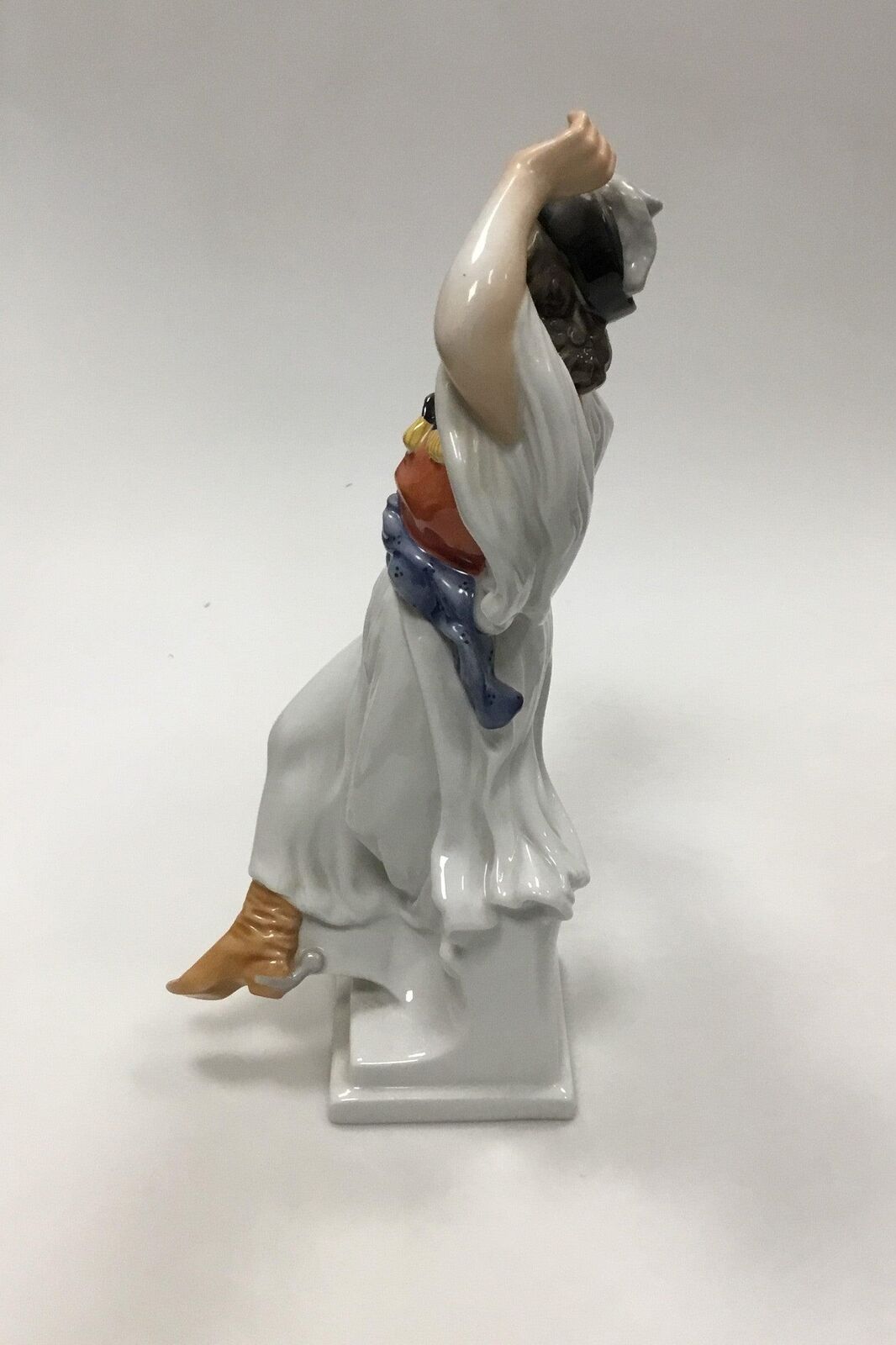 Herend Figurine of Hungarian Folk Dancer No 5490