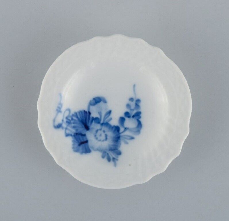 Five pieces of Royal Copenhagen Blue Flower braided porcelain