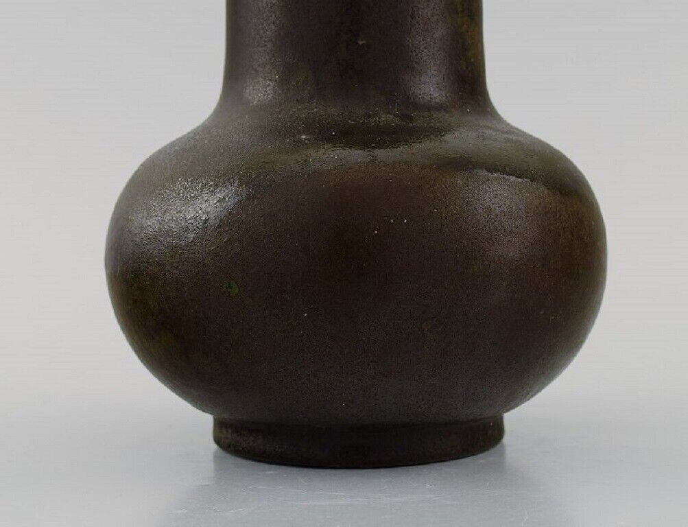 French studio ceramicist Unique vase in glazed stoneware 1930s/40s