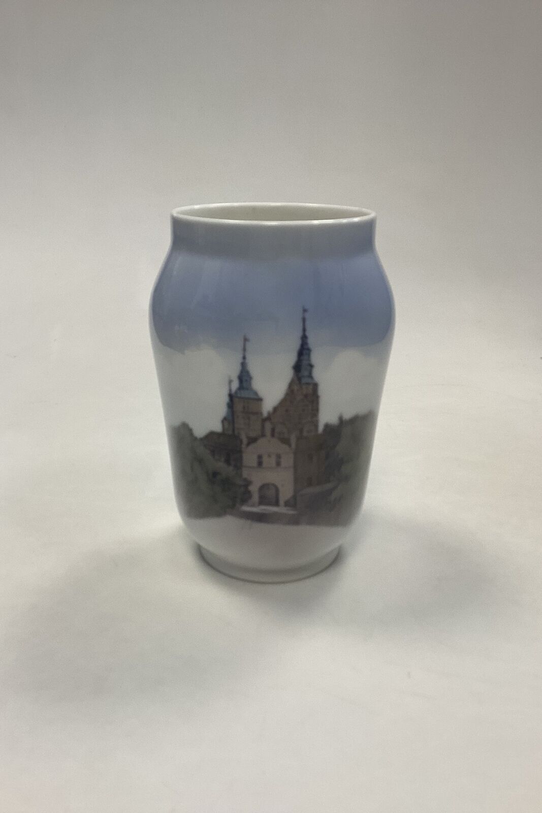 Royal Copenhagen Art Nouveau Vase - Rosenborg Slot No 4567