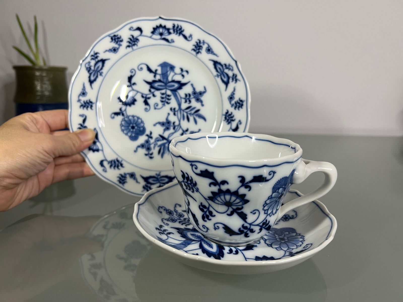 Blue Danube Blue Onion Coffee Cup Set with Dessert Plate