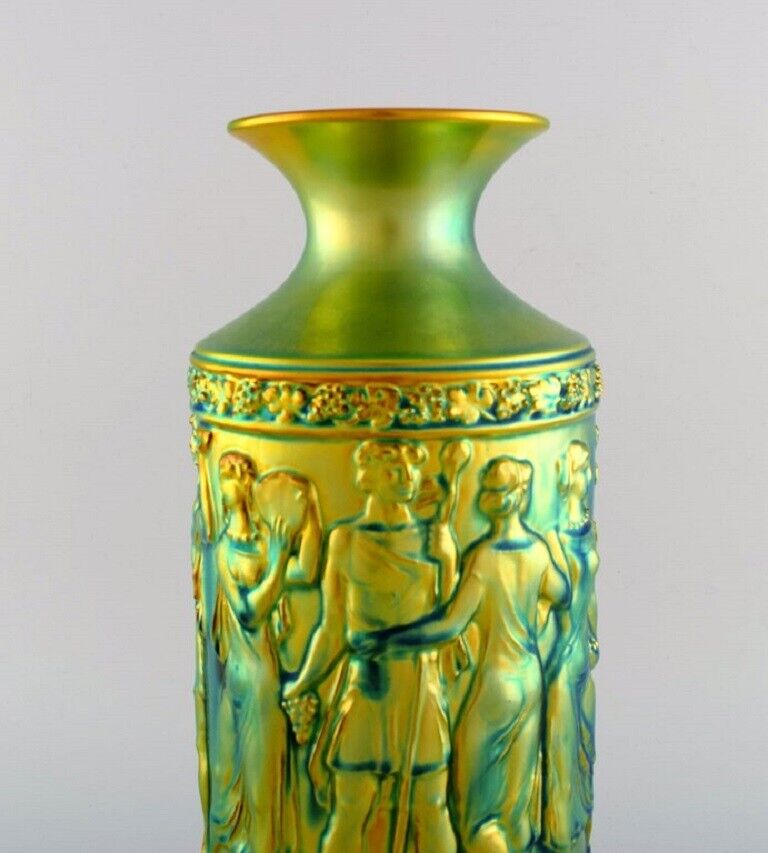 Unique Zsolnay vase in glazed ceramics Beautiful eozin glaze