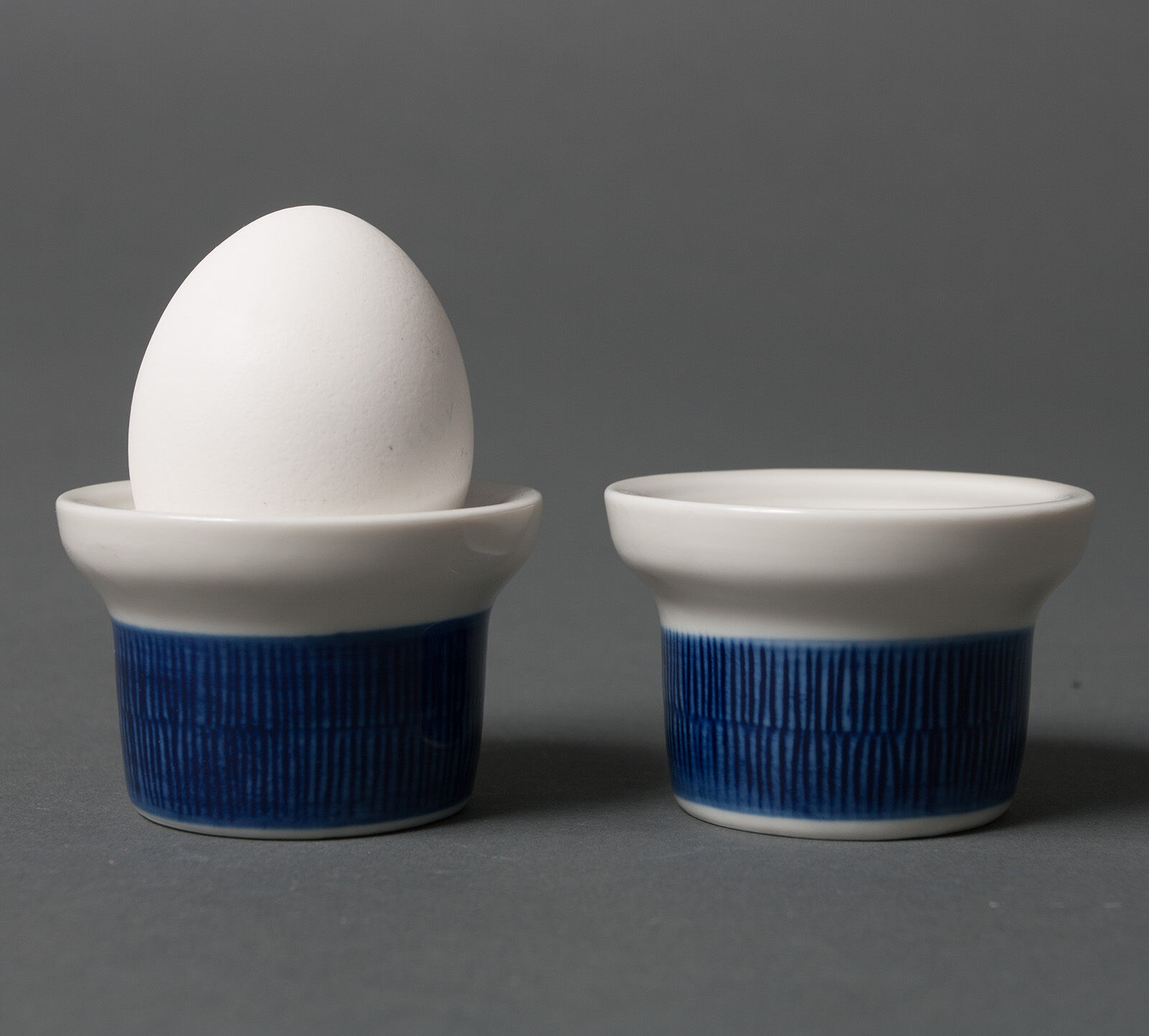 rorstrand egg cups koka mid century swedish stoneware retro art pottery blue