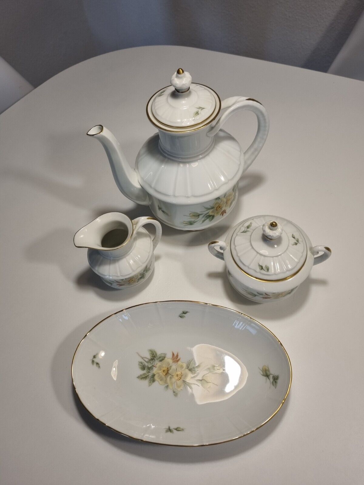 Bing  grondhal  tea set  porcelain (vintage) wild sand rose