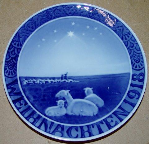 Royal Copenhagen Christmas Plate from 1918 with German inscription "Weihnachten"