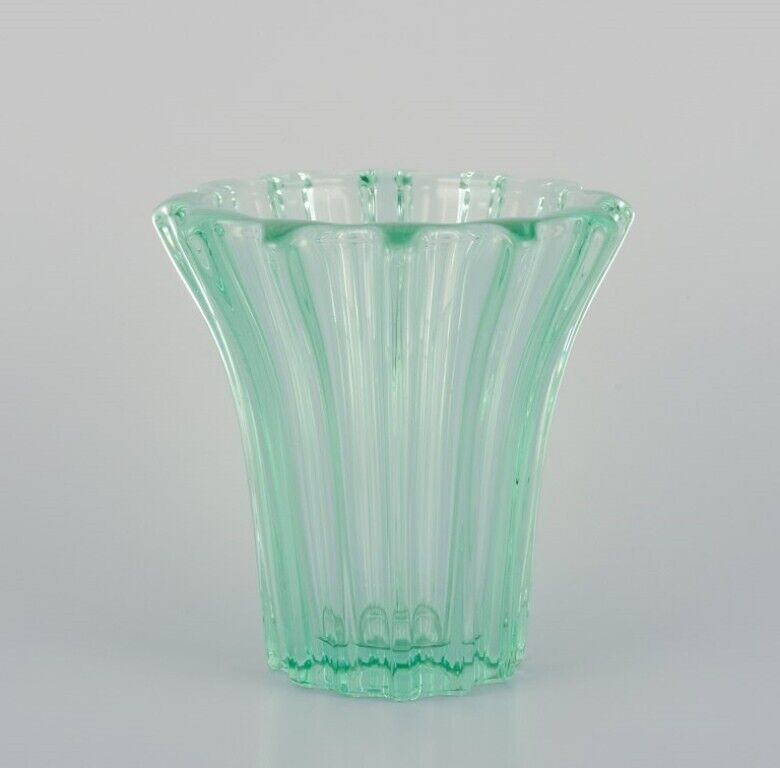 Pierre Gire (1901-1984) aka Pierre d'Avesn  Art Deco vase in green art glass