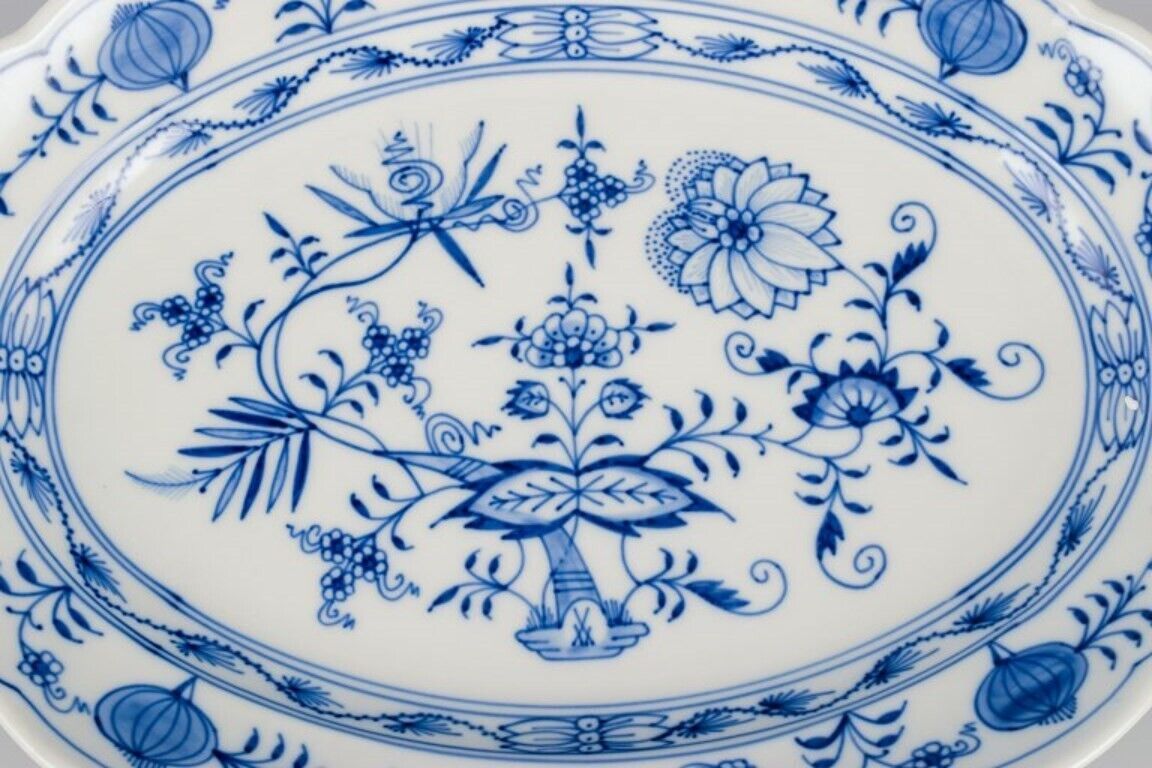 Meissen Germany Large oval serving platter  Blue Onion pattern