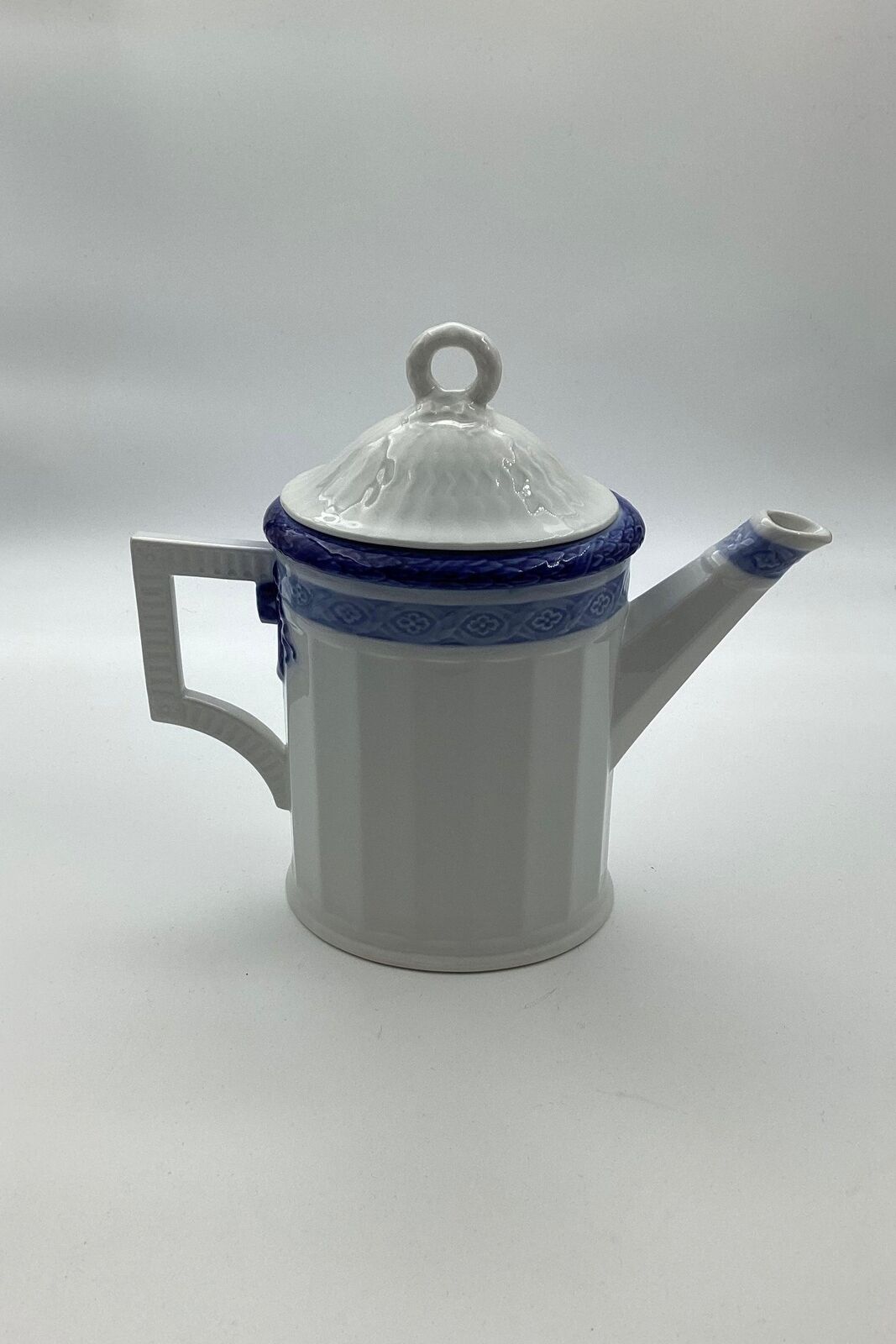 Royal Copenhagen Blue Fan Coffee Pot No 11553