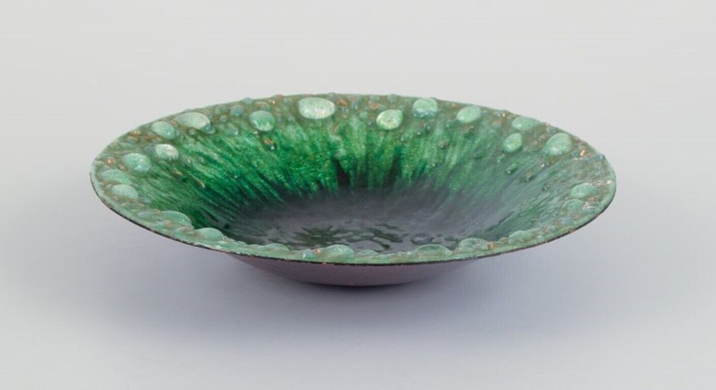 Boris Veisbrot (1903-2011)  Limoge Enamel bowl in green tones with air bubbles