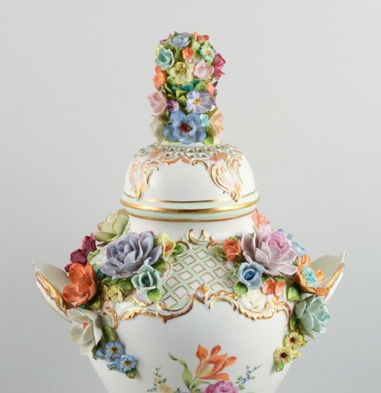 Dresden Germany Colossal lidded  porcelain vase on stand 1920s/30s