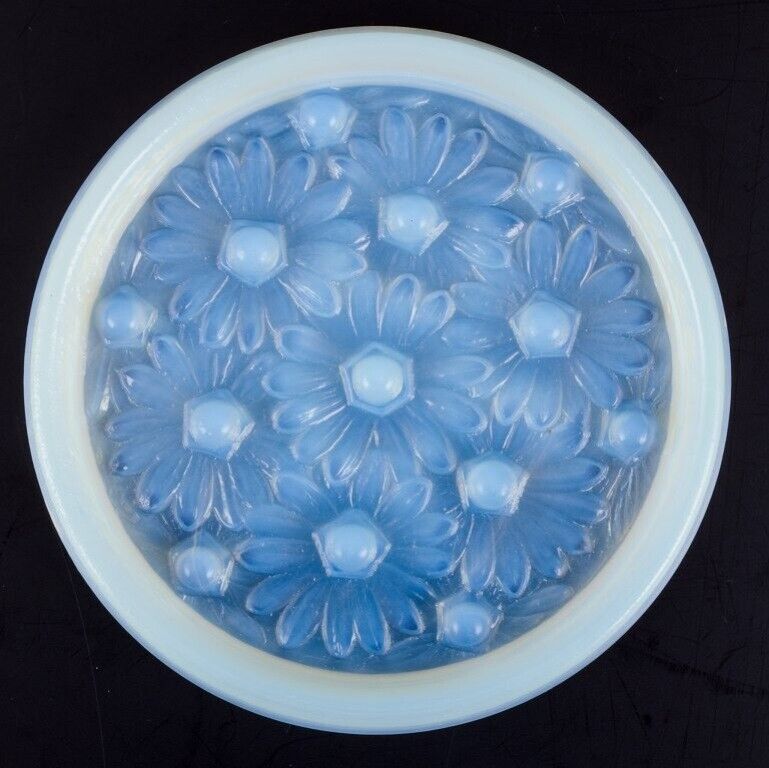 Sabino France Dish in art glass with relief flower motifs Art Deco style