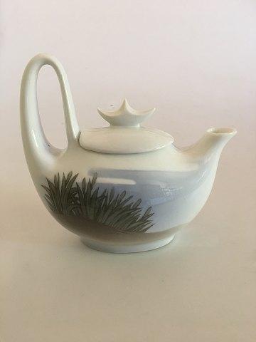 Royal Copenhagen Coffee Pot No 8270 with Unique Swan Motif by Marianne Höst