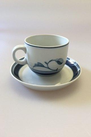 Bing  Grondahl Corinth Coffee Cup and Saucer No 305