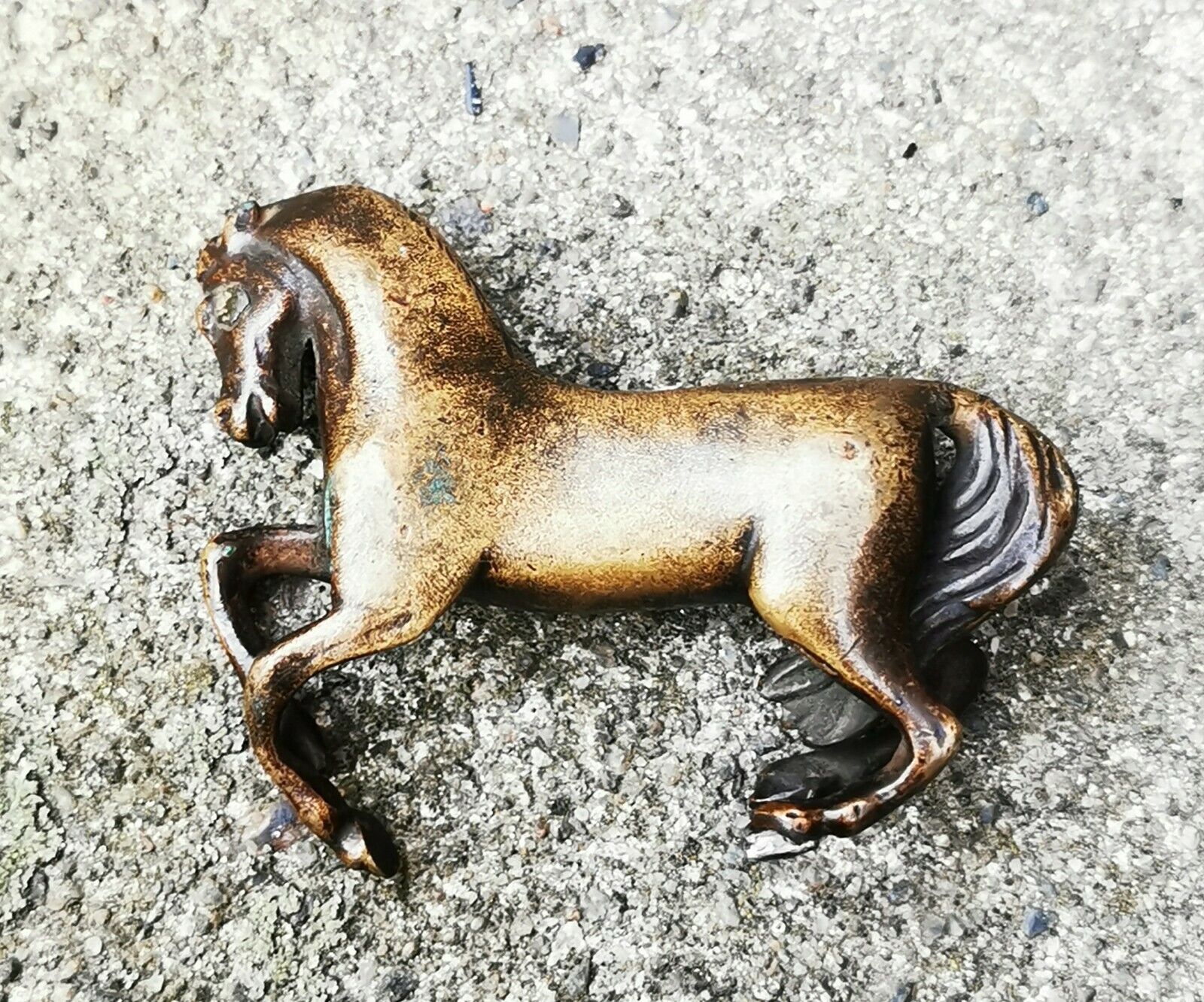 Fine small decorative vintage figure of horse in bronze