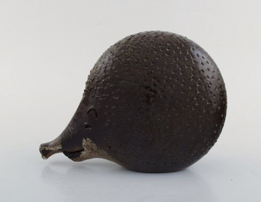 European studio ceramist Unique figure in glazed ceramics Hedgehog Ca 1980