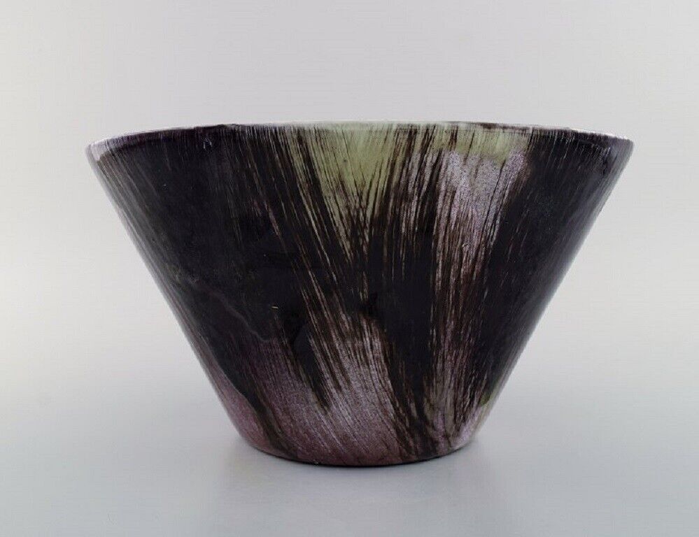 Mari Simmulson (1911-2000) for Upsala-Ekeby Large bowl in glazed stoneware