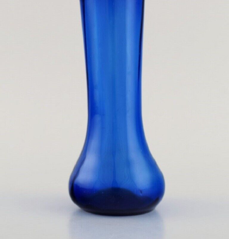 Two vases in blue mouth-blown art glass 20th century