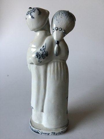 Royal Copenhagen Georg Thylstrup Figurine of Man and woman No 1618