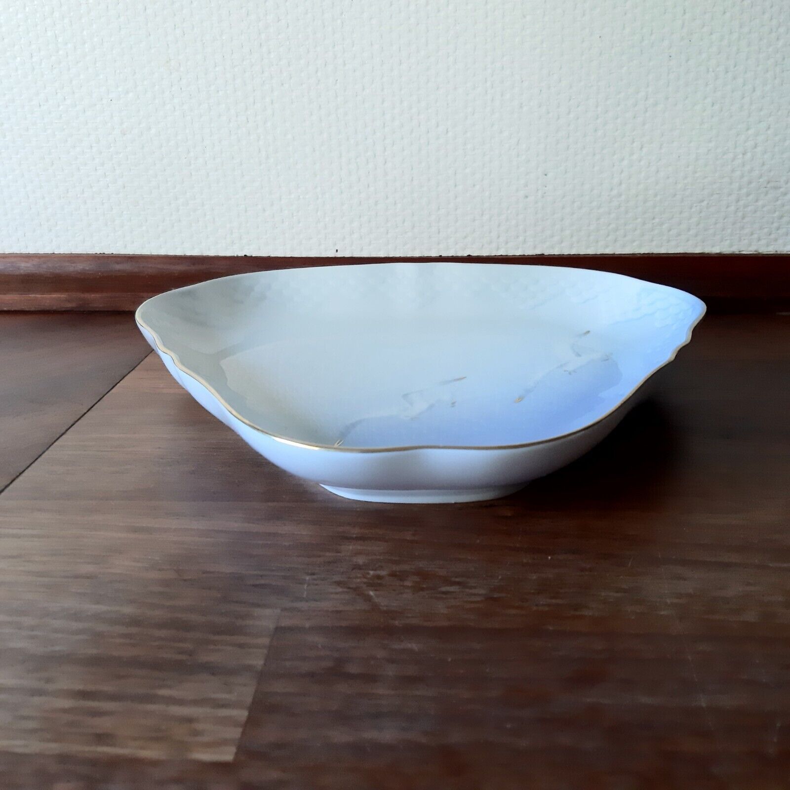 Triangular Dish # 40 SEAGULL w GOLD  Bing  Grondahl Royal Copenhagen 1962-70