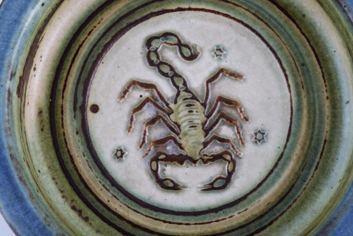 Royal Copenhagen low bowl in glazed ceramics with scorpion