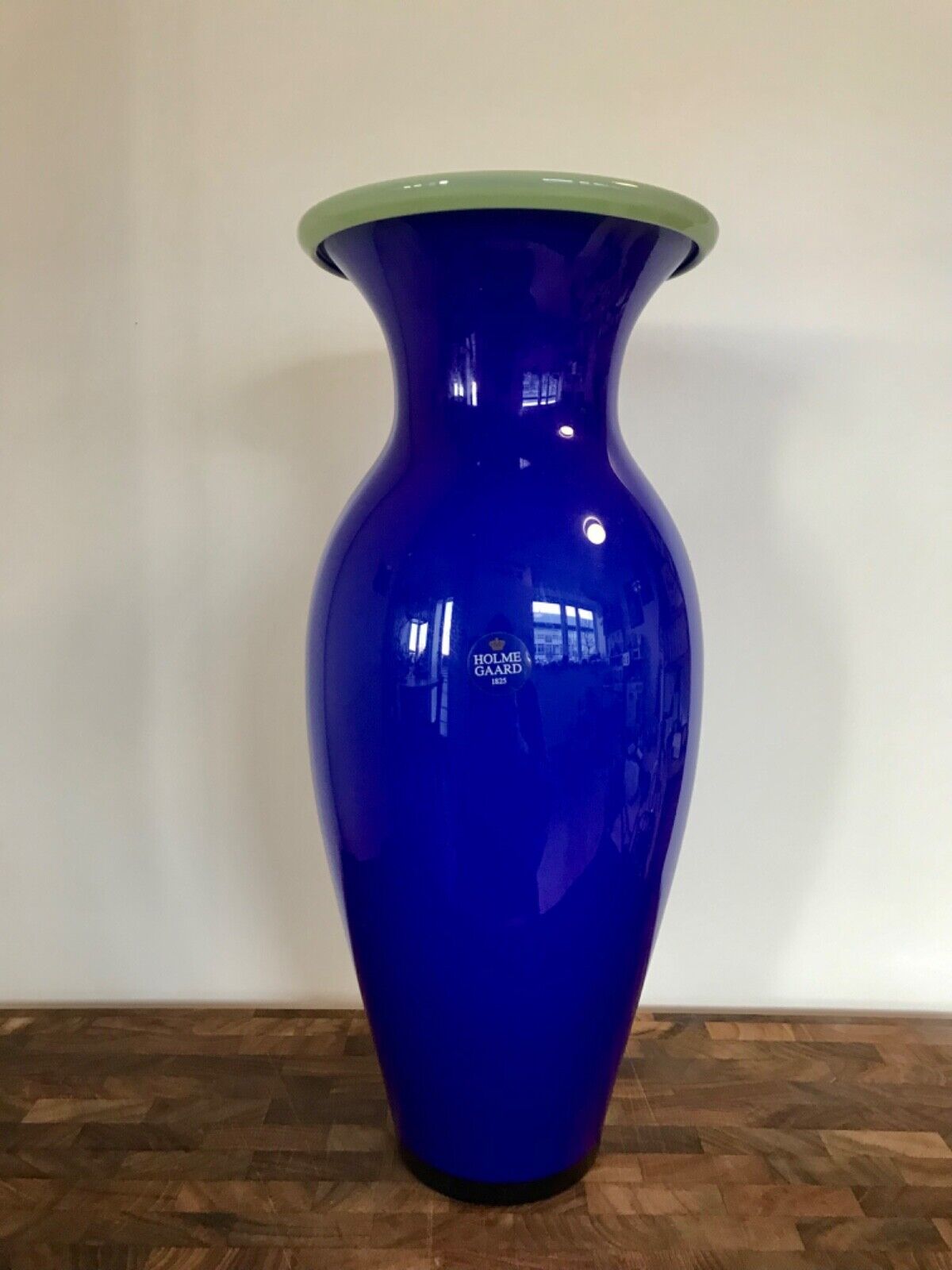 blue glass vase Isis from Holmegaard (EUEFTAUK Shipping only)