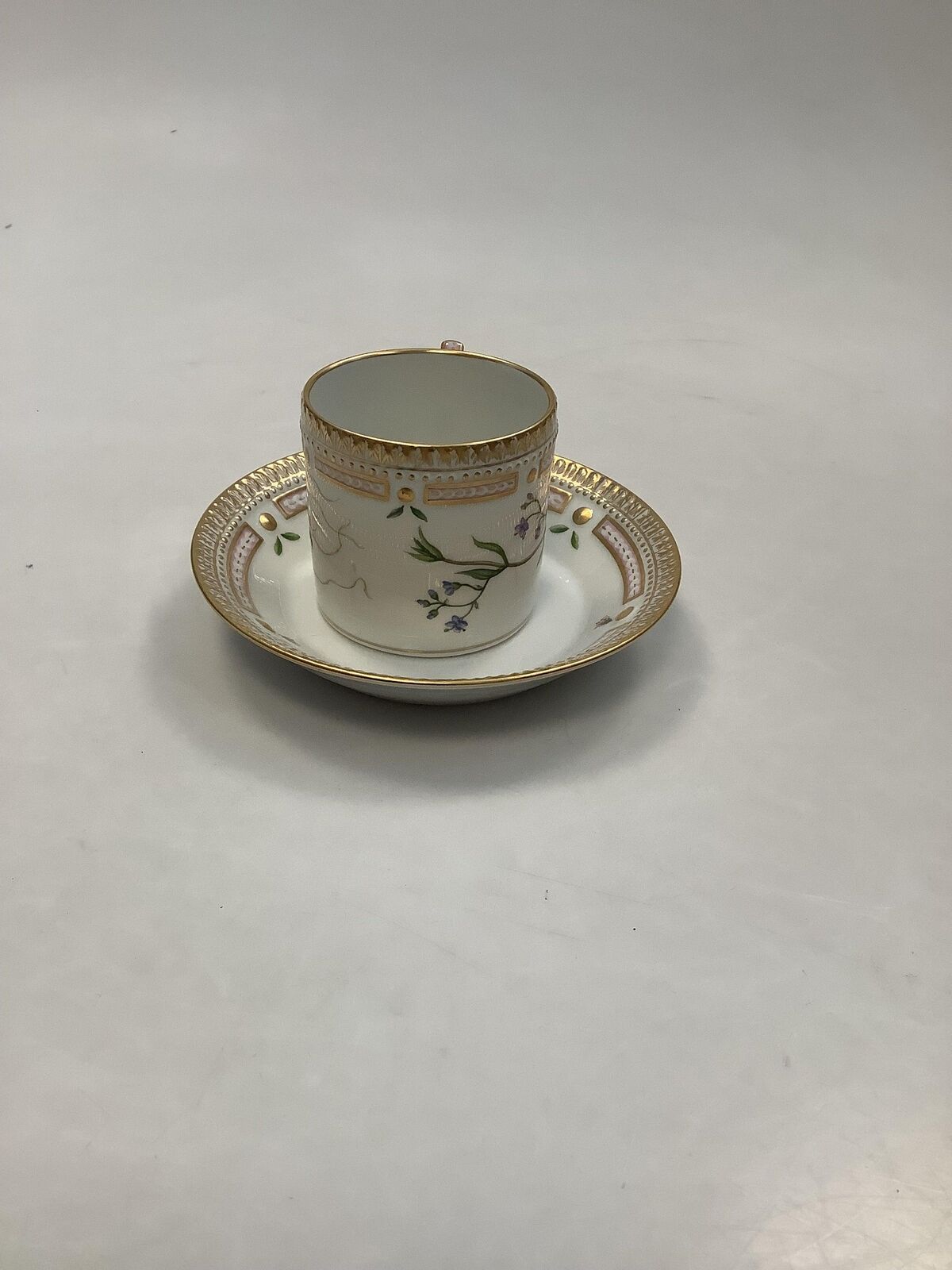 Royal Copenhagen Flora Danica Chocolate Cup No 20/3512