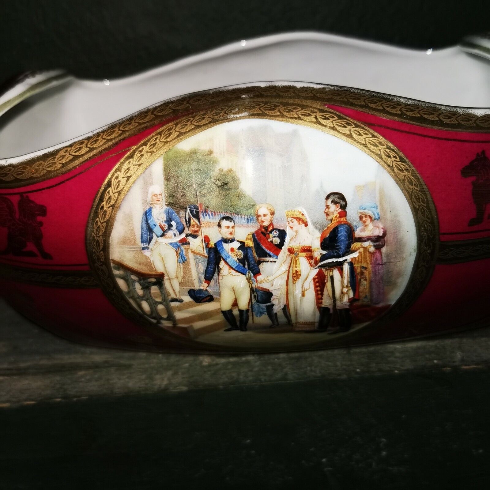 Vintage jardinierre bowl with Napoleon motifs  with his wife Joséphine 1804