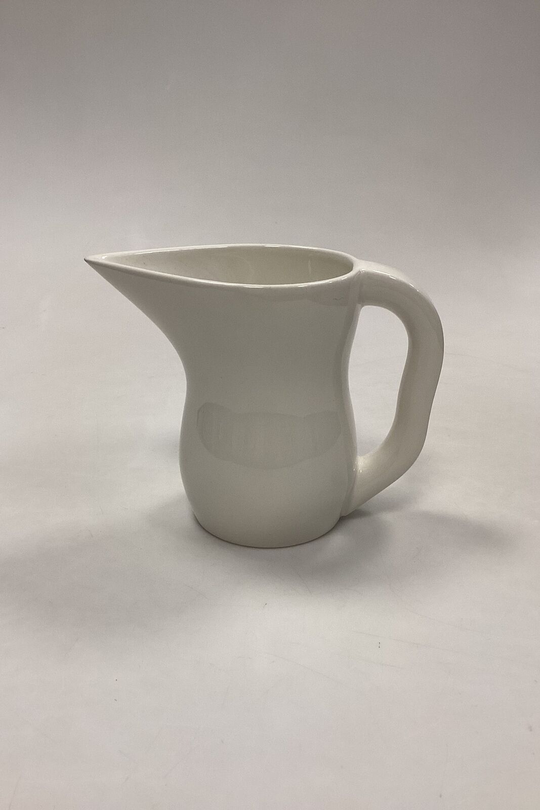 KÄHLER Ursula oval Pitcher in White No 442