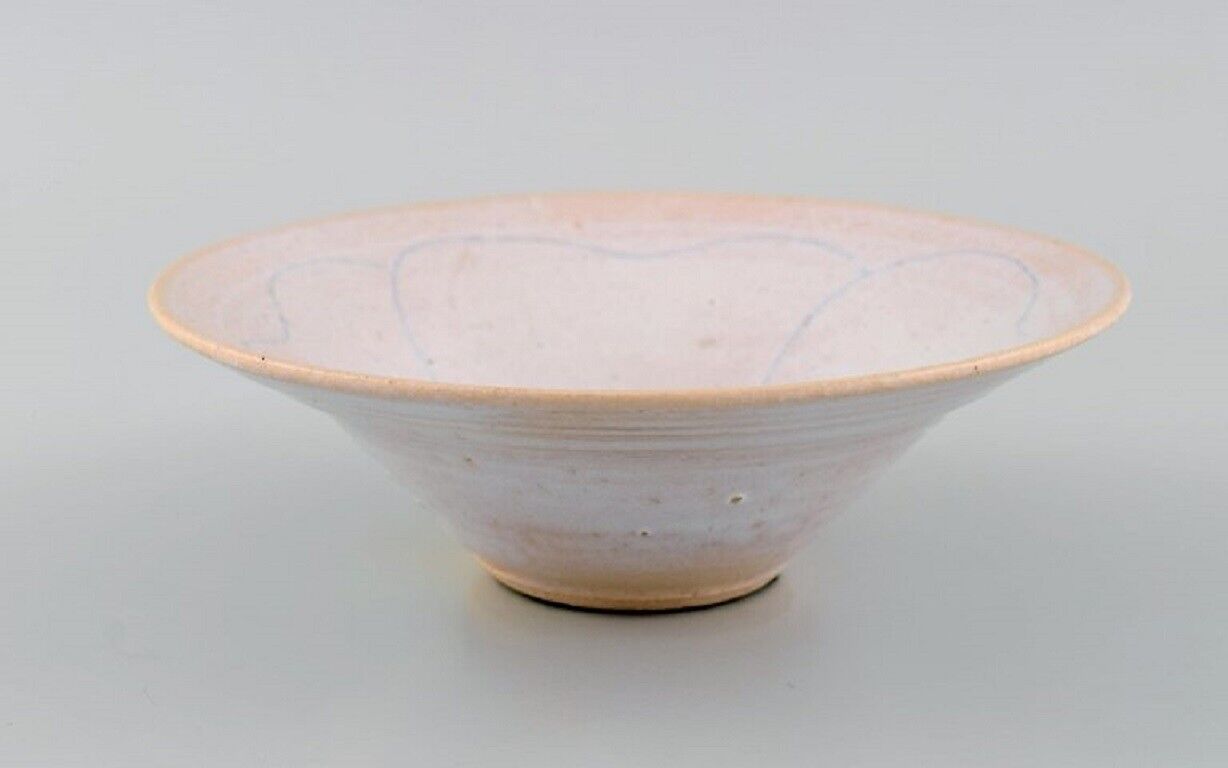 Danish studio ceramicist Bowl in glazed stoneware Late 20th C