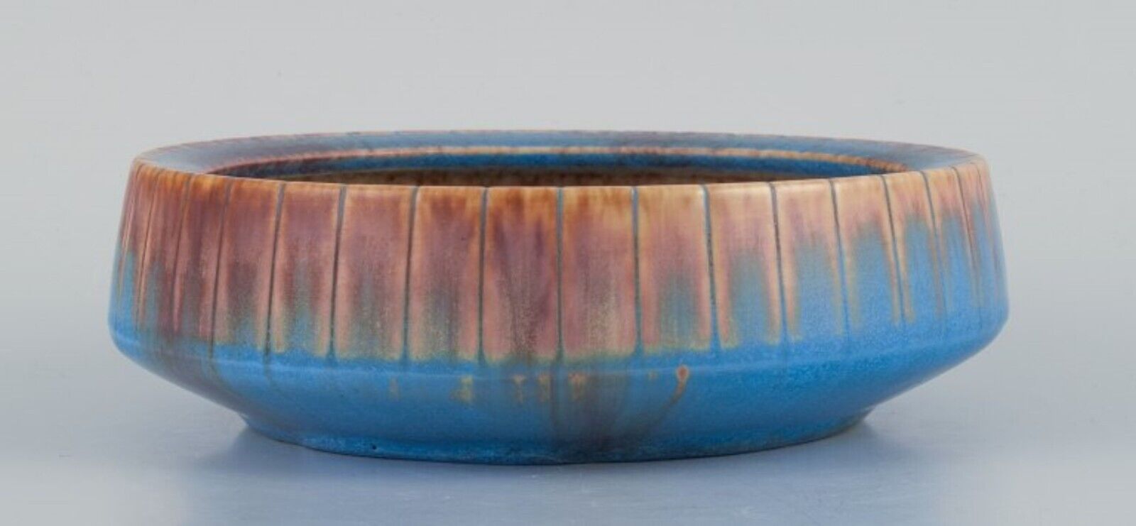 Gunnar Nylund for Rörstrand Ceramic bowl with glaze in blue and brown tones