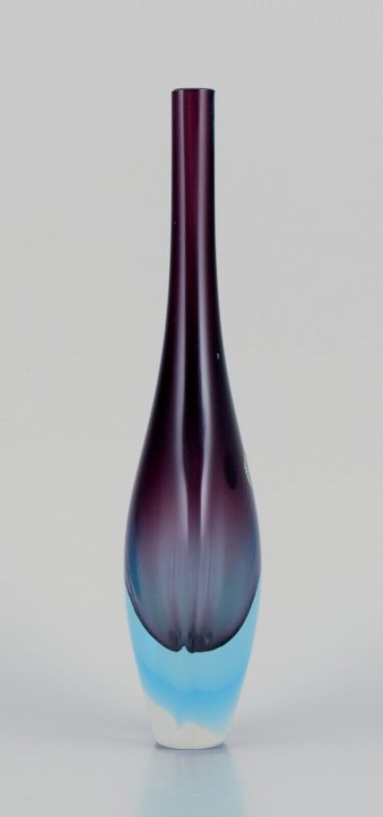 Murano Italy Art glass vase with a slender neck Blue and purple glass