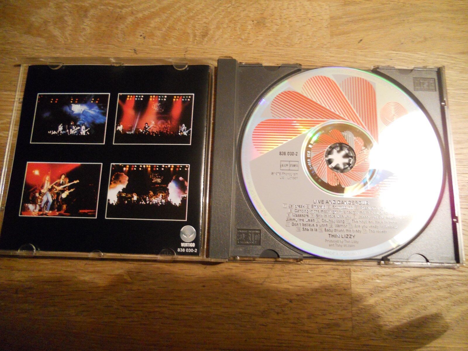 THIN LIZZY LIVE AND DANGEROUS 1978 CD ALBUM LIVE RECORDING 17 LIVE TRACKS USED