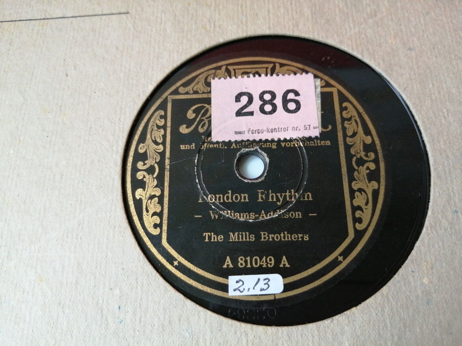 78 RPM  shellacTHE MILLS BROTHERS London Rhythm /Solitude Brunswick A81049A