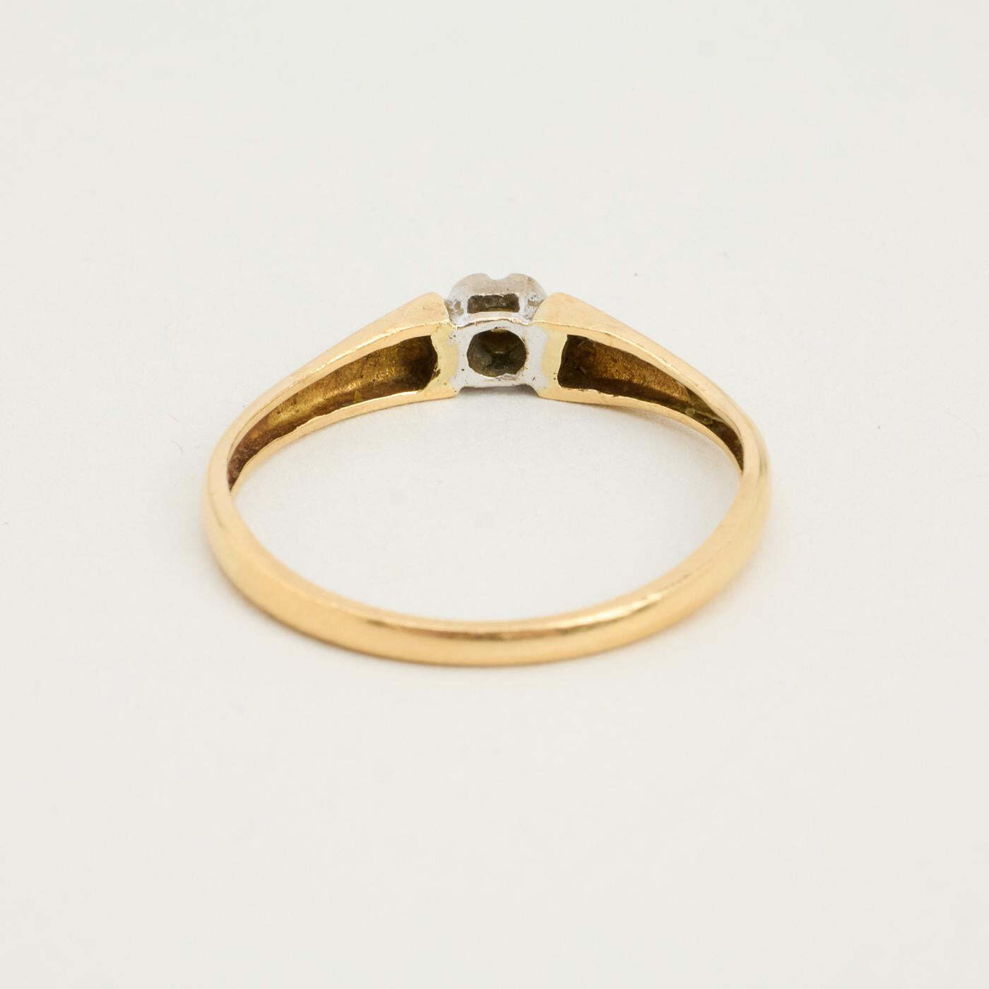 Ring with diamond in 18K Gold size 7¾ | Vintage Solid Gold | Quality