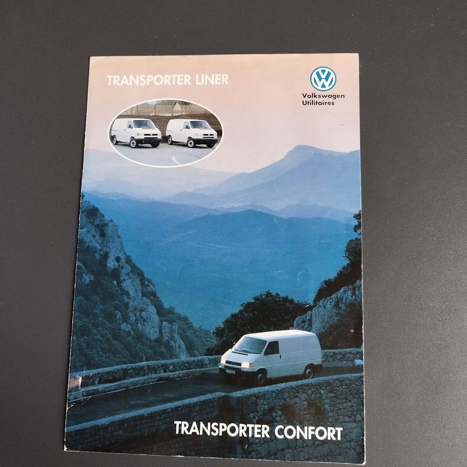 Four page French catalog : VW Transporter Confort From 2000