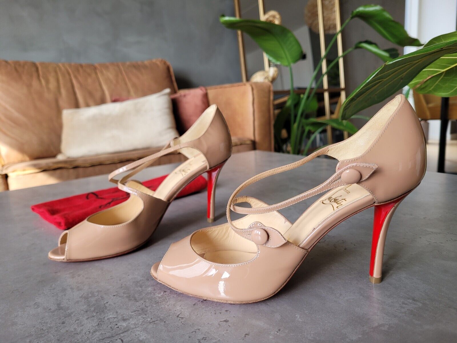 **Christian Louboutin** Beige Patent Leather Debriditoe 85mm Heels Pumps 365