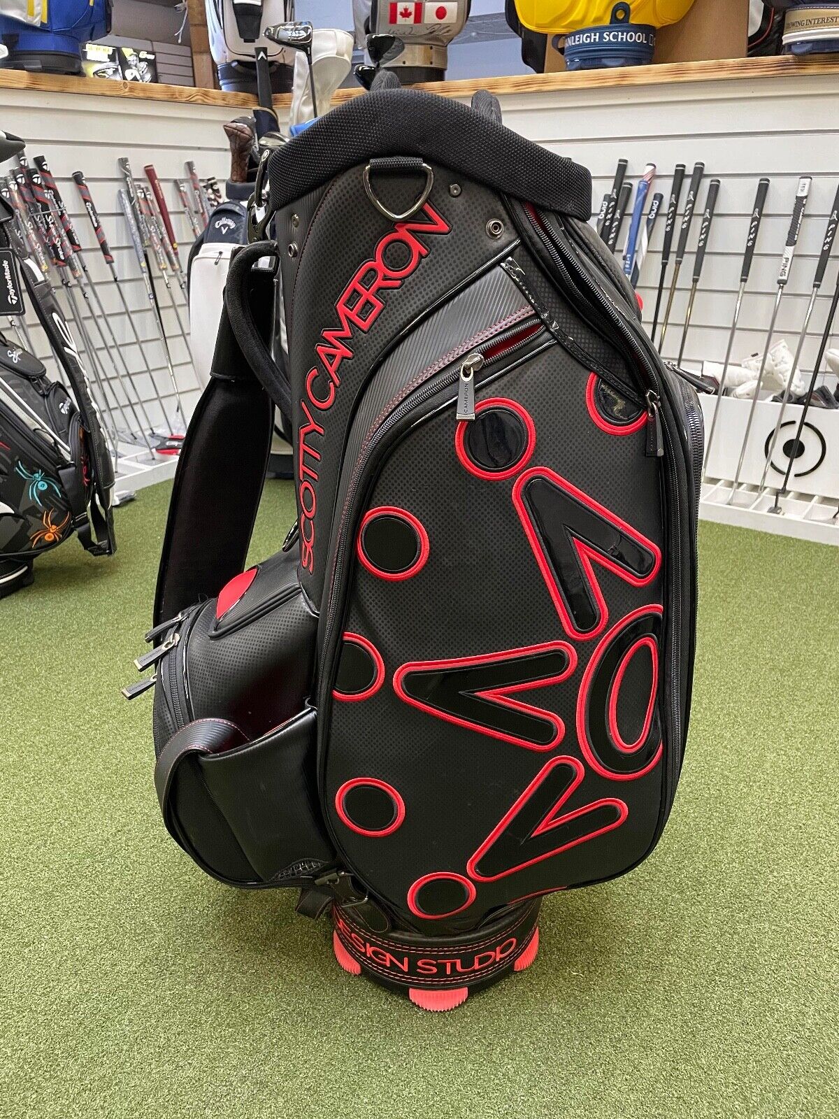 Scotty Cameron Supercar Staff Bag Limited Edition (Very Rare)