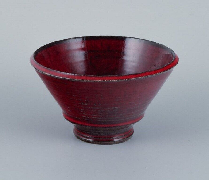 Gutte Eriksen for Kähler Ceramic bowl with glaze in burgundy tones