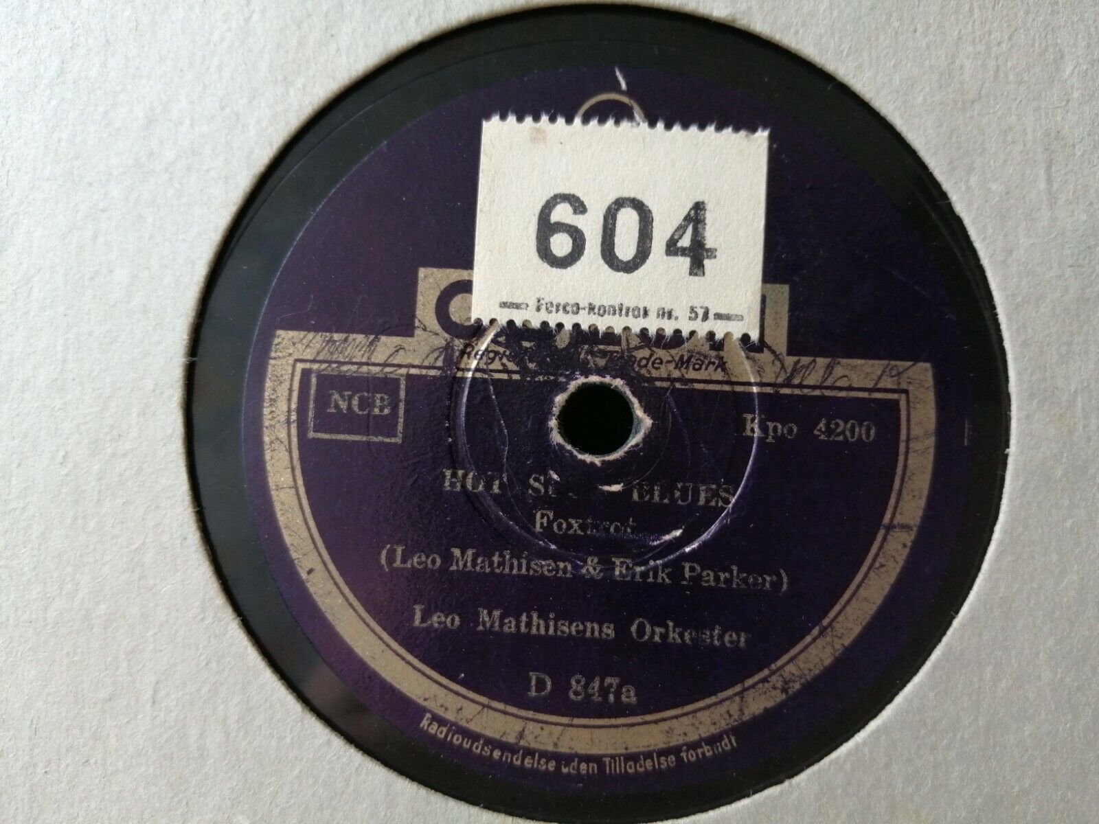 78 RPM: LEO MATHIESENHow-How ! -Foxtrot/Hot Sun Blues-Foxtrot Odeon