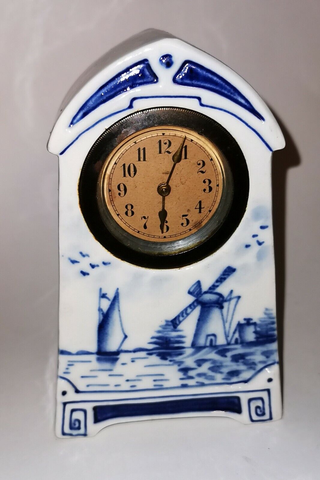 Old Delft watch box stand in faiance from The Netherlands with blue decoration