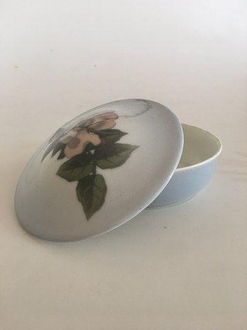 Royal Copenhagen Lidded Bowl No 173/2 with Flower Motif