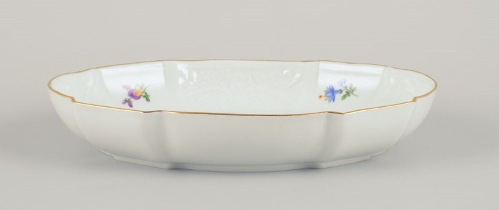 Meissen Germany Oval porcelain bowl hand-painted with polychrome flowers